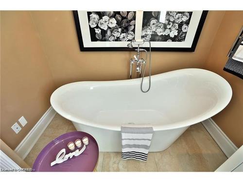 4197 Walkers Line, Burlington, ON 