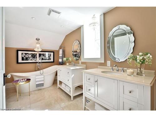 4197 Walkers Line, Burlington, ON 