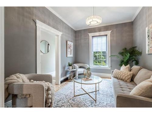 198 Duke Street, Hamilton, ON - Indoor Photo Showing Living Room