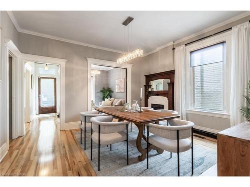 198 Duke Street, Hamilton, ON - Indoor Photo Showing Dining Room