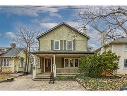 209 Allan Street  Oakville, ON L6J 3P2