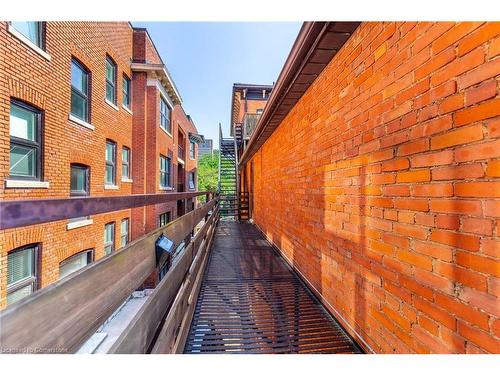 21 Bold Street, Hamilton, ON 