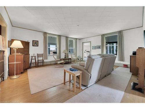 521 Baptist Church Road, Brantford, ON 