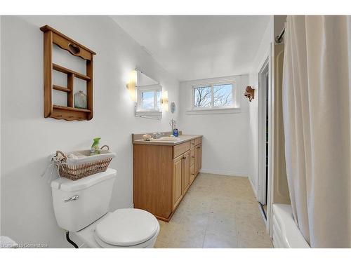 521 Baptist Church Road, Brantford, ON 