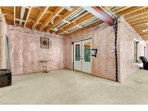 6845 Wellington Road 34, Puslinch, ON - Indoor Photo Showing Basement