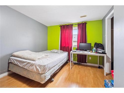 155 University Avenue E, Waterloo, ON 