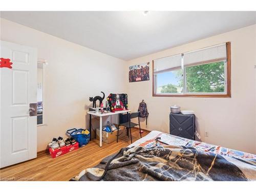 155 University Avenue E, Waterloo, ON 