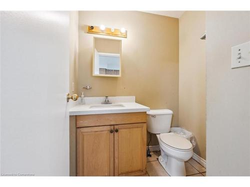 155 University Avenue E, Waterloo, ON 