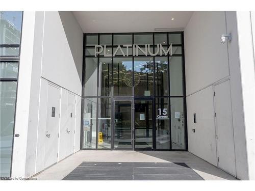 2304-15 Queen Street S, Hamilton, ON - Indoor Photo Showing Other Room