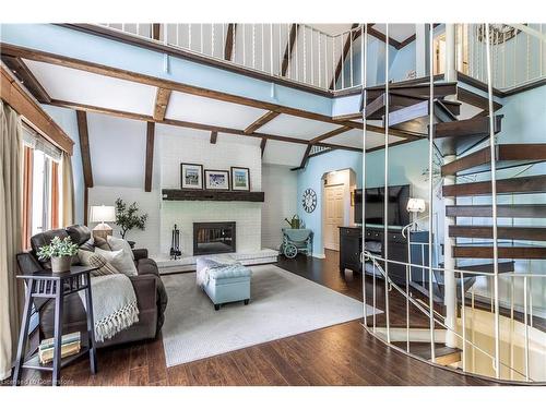 6607 Ellis Road, Cambridge, ON - Indoor With Fireplace