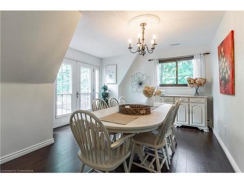 6607 Ellis Road, Cambridge, ON - Indoor Photo Showing Dining Room