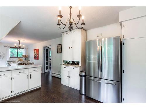 6607 Ellis Road, Cambridge, ON - Indoor Photo Showing Kitchen