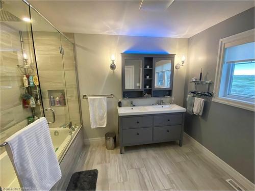 51048 Ron Mcneil Line, Malahide, ON - Indoor Photo Showing Bathroom