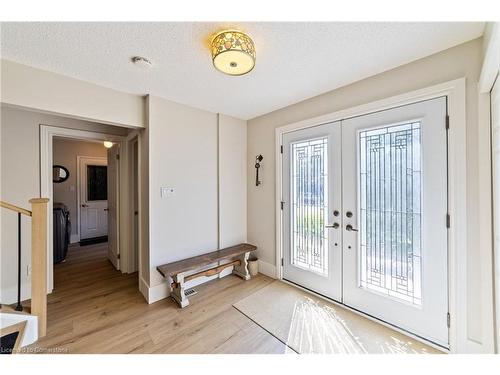 2131 Upland Drive, Burlington, ON - Indoor Photo Showing Other Room