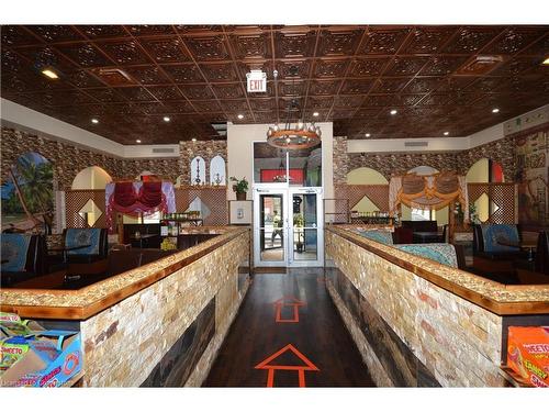 2003 Lakeshore Road, Burlington, ON 