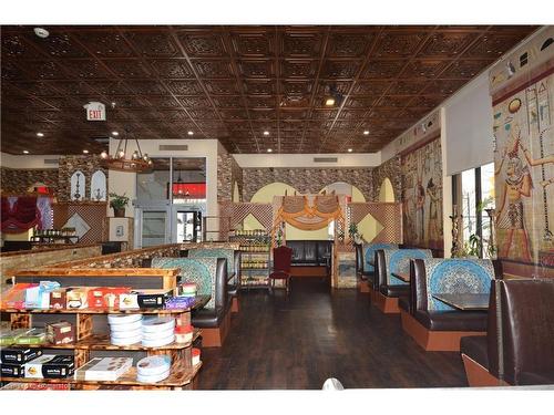 2003 Lakeshore Road, Burlington, ON 