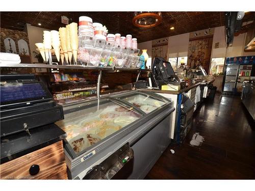 2003 Lakeshore Road, Burlington, ON 