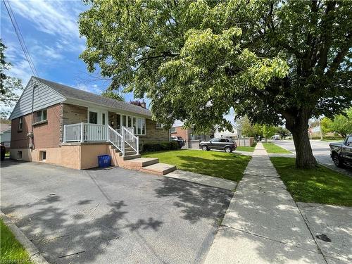 349 Whitney Avenue, Hamilton, ON - Outdoor