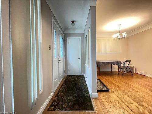 349 Whitney Avenue, Hamilton, ON - Indoor Photo Showing Other Room