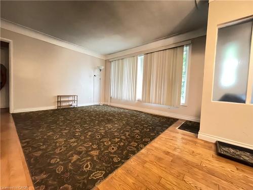 349 Whitney Avenue, Hamilton, ON - Indoor Photo Showing Other Room