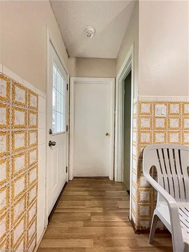 349 Whitney Avenue, Hamilton, ON - Indoor Photo Showing Other Room