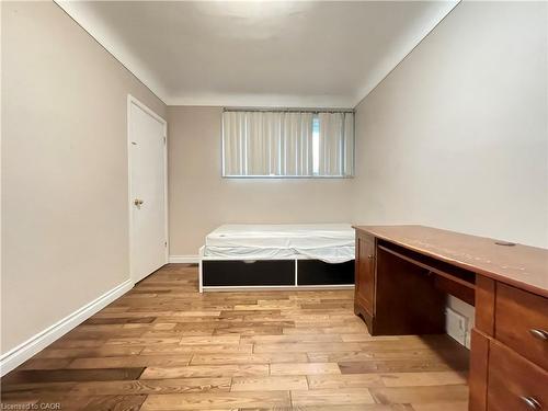 349 Whitney Avenue, Hamilton, ON - Indoor Photo Showing Other Room