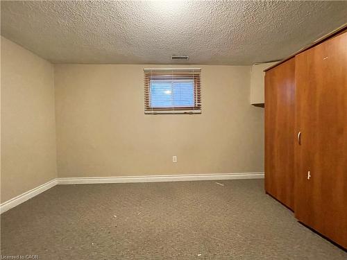 349 Whitney Avenue, Hamilton, ON - Indoor Photo Showing Other Room