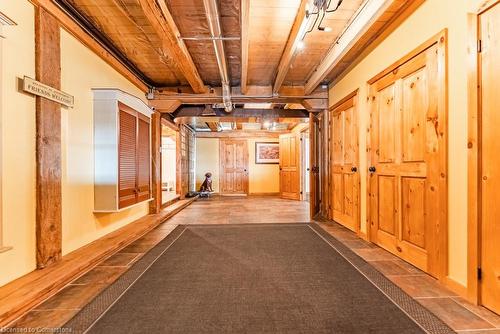 6115 Guelph Line, Burlington, ON - Indoor Photo Showing Other Room