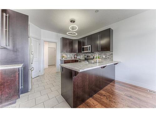 26 Spring Creek Street, Kitchener, ON - Indoor Photo Showing Kitchen With Upgraded Kitchen