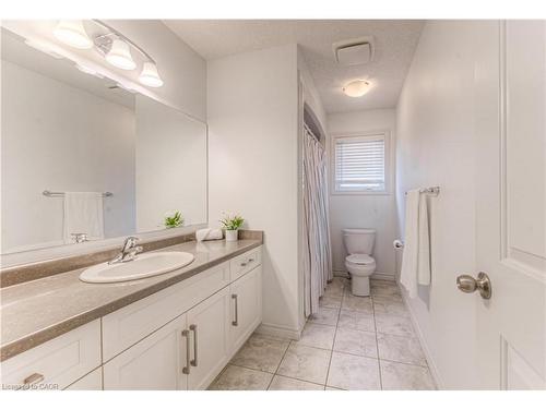 26 Spring Creek Street, Kitchener, ON - Indoor Photo Showing Bathroom