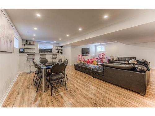 26 Spring Creek Street, Kitchener, ON - Indoor