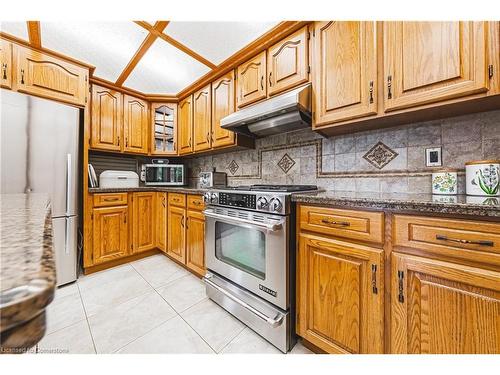 1960 Cream Street, Pelham, ON - Indoor Photo Showing Kitchen