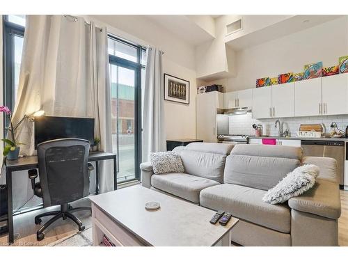 105-121 King Street E, Hamilton, ON - Indoor Photo Showing Living Room