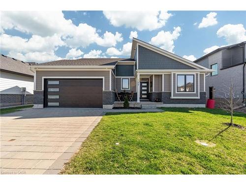 155 Mcleod Street, Parkhill, ON - Outdoor