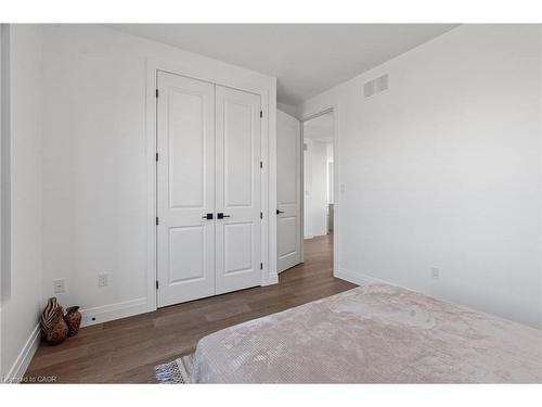 155 Mcleod Street, Parkhill, ON - Indoor