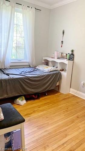 125 Gary Avenue, Hamilton, ON - Indoor Photo Showing Bedroom