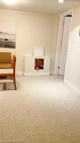 125 Gary Avenue, Hamilton, ON - Indoor Photo Showing Other Room