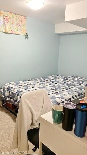 125 Gary Avenue, Hamilton, ON - Indoor Photo Showing Bedroom