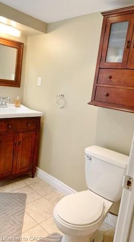 125 Gary Avenue, Hamilton, ON - Indoor Photo Showing Bathroom