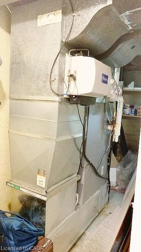 125 Gary Avenue, Hamilton, ON - Indoor Photo Showing Other Room