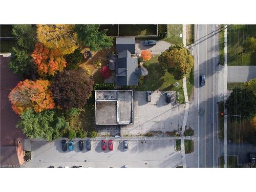 111-115 Fiddlers Green Road, Ancaster, ON 