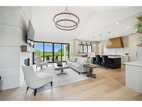 5020 First Line, Erin, ON - Indoor With Fireplace