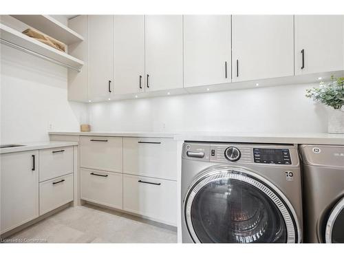 5020 First Line, Erin, ON - Indoor Photo Showing Laundry Room