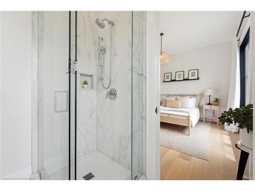 5020 First Line, Erin, ON - Indoor Photo Showing Bathroom