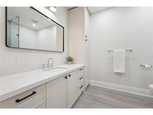 5020 First Line, Erin, ON - Indoor Photo Showing Bathroom