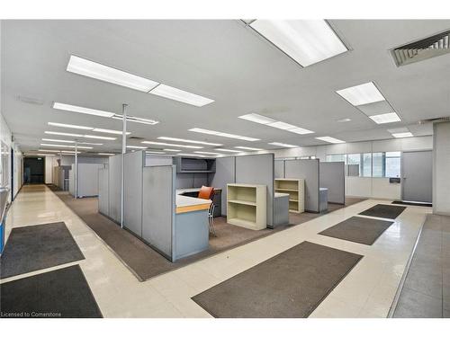 4445 Fairview Street, Burlington, ON 