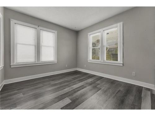 433 Lydia Street, Sarnia, ON - Indoor Photo Showing Other Room