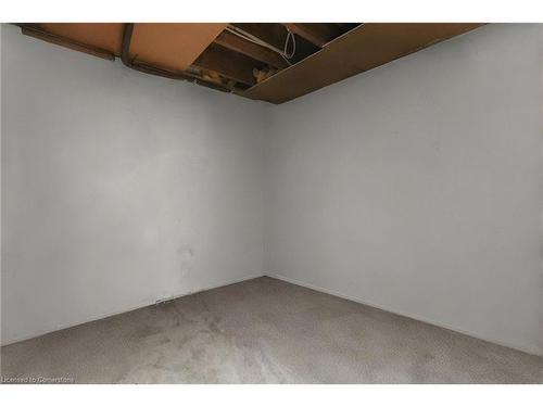 433 Lydia Street, Sarnia, ON - Indoor Photo Showing Other Room