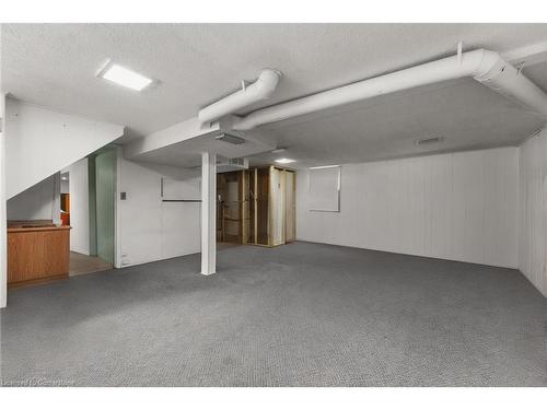 433 Lydia Street, Sarnia, ON - Indoor