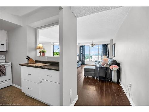 2908-150 Charlton Avenue E, Hamilton, ON - Indoor